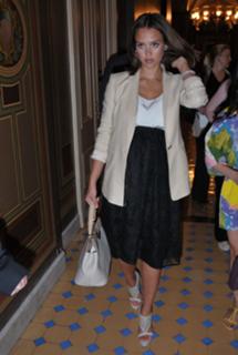 Jessica Alba feet photo thumbnail