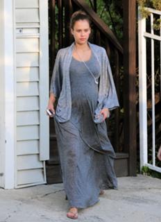 Jessica Alba feet photo thumbnail
