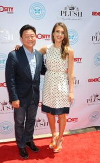 Jessica Alba feet photo thumbnail
