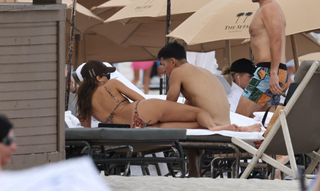 Jessica Alba feet photo 17