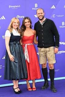Jessica Alba feet photo 15