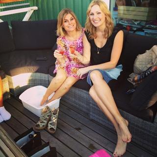Jessica Almenäs feet photo 10