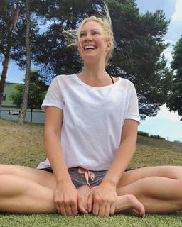 Jessica Almenäs feet photo 12