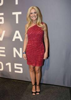 Jessica Andersson feet photo 8
