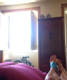 Jessica Athayde feet photo 3