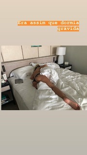 Jessica Athayde feet photo 2