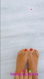 Jessica Athayde feet photo 7