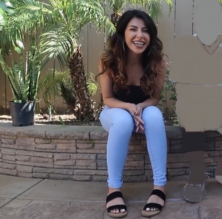 Jessica Awadis feet photo thumbnail