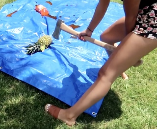 Jessica Awadis feet photo thumbnail