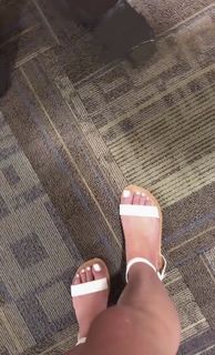 Jessica Awadis feet photo thumbnail