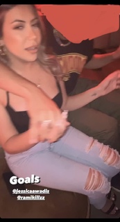 Jessica Awadis feet photo thumbnail