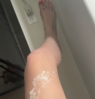 Jessica Barden feet photo thumbnail