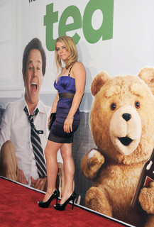 Jessica Barth feet photo thumbnail
