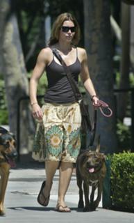Jessica Biel feet photo thumbnail