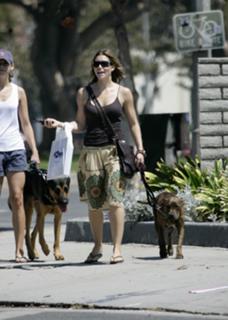 Jessica Biel feet photo thumbnail