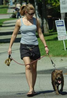 Jessica Biel feet photo thumbnail