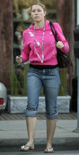 Jessica Biel feet photo thumbnail