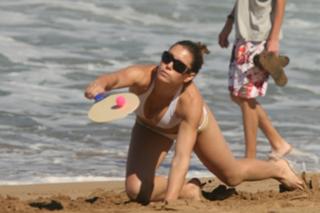 Jessica Biel feet photo thumbnail