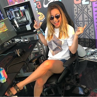 Jessica Blevins feet photo 7