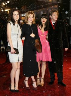 Jessica Brown Findlay feet photo thumbnail