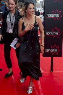 Jessica Brown Findlay feet photo thumbnail