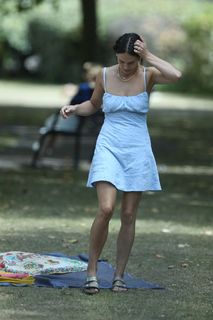 Jessica Brown Findlay feet photo thumbnail