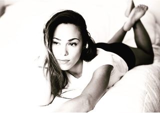 Jessica Camacho feet photo thumbnail