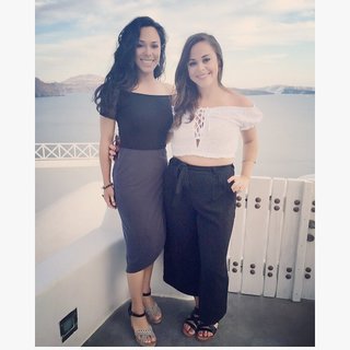 Jessica Camacho feet photo thumbnail