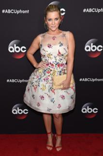 Jessica Capshaw feet photo thumbnail