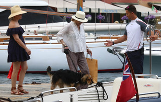 Jessica Capshaw feet photo thumbnail