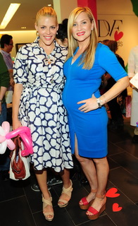 Jessica Capshaw feet photo thumbnail