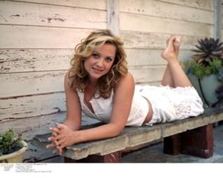 Jessica Capshaw feet photo thumbnail