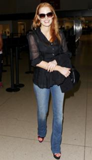 Jessica Chastain feet photo thumbnail