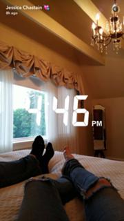 Jessica Chastain feet photo thumbnail