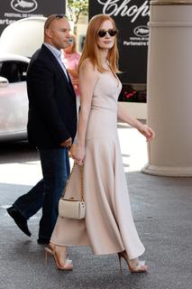 Jessica Chastain feet photo thumbnail