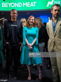 Jessica Chastain feet photo thumbnail