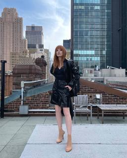 Jessica Chastain feet photo thumbnail