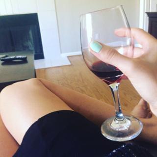 Jessica Chobot feet photo thumbnail
