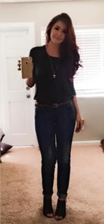Jessica Chobot feet photo thumbnail