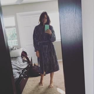 Jessica Chobot feet photo thumbnail