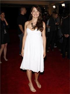 Jessica Chobot feet photo thumbnail