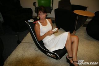 Jessica Chobot feet photo thumbnail