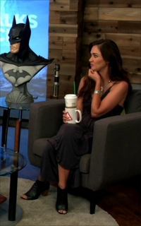Jessica Chobot feet photo thumbnail