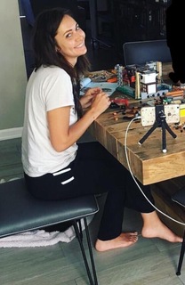 Jessica Chobot feet photo thumbnail