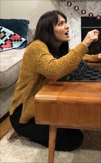 Jessica Chobot feet photo thumbnail
