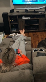 Jessica Chobot feet photo thumbnail
