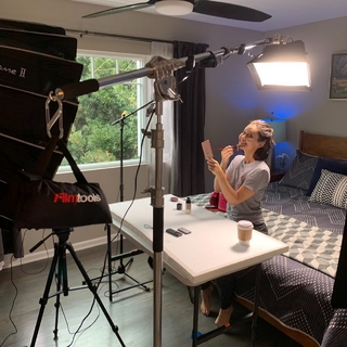 Jessica Chobot feet photo thumbnail