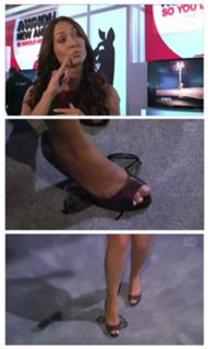 Jessica Chobot feet photo thumbnail
