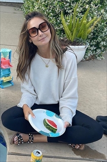 Jessica Chobot feet photo thumbnail