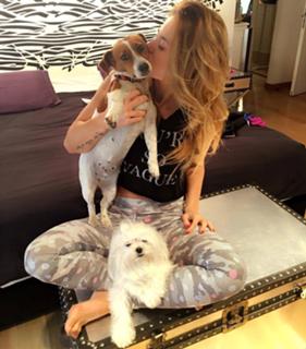 Jessica Cirio feet photo thumbnail